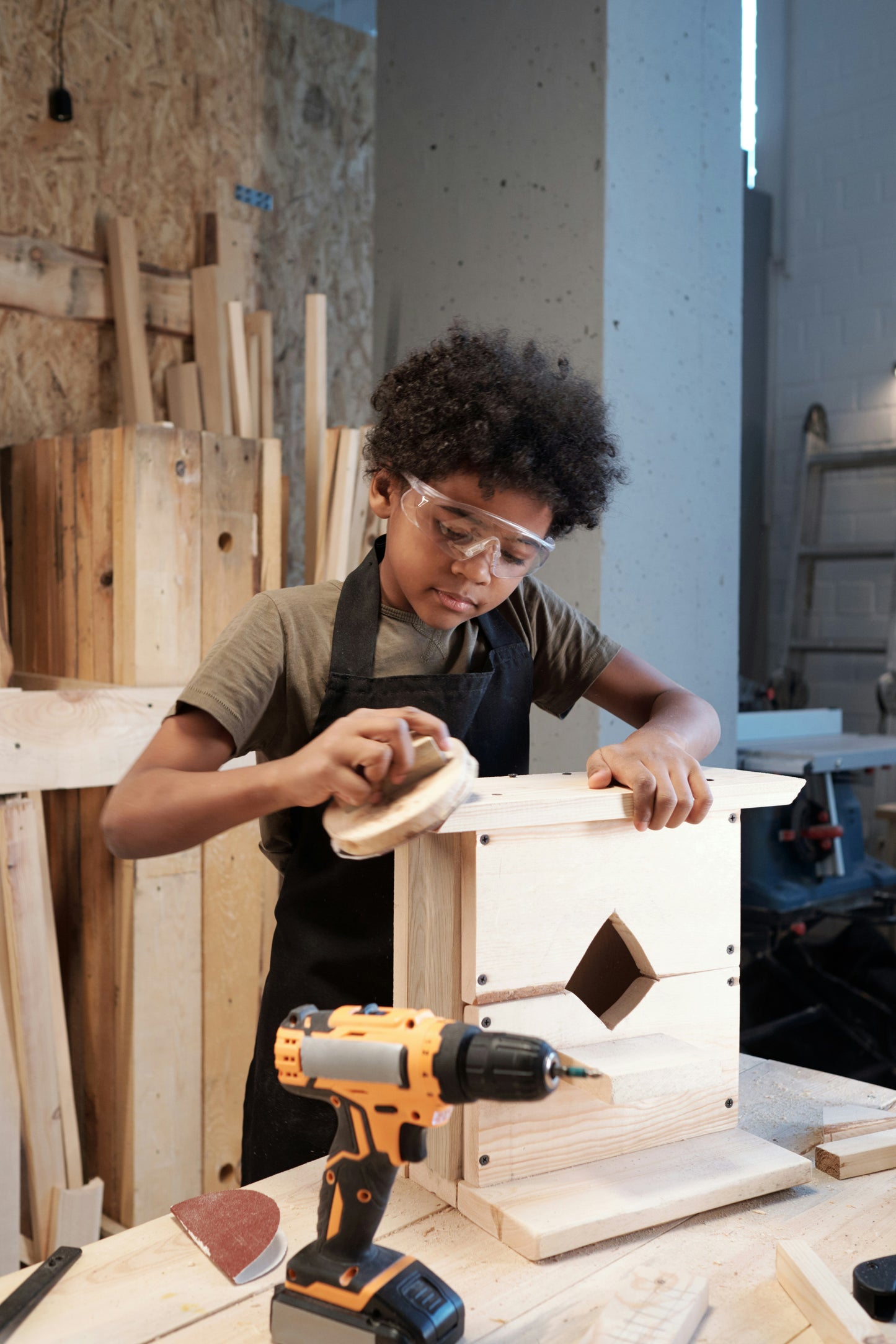 Woodworking: DIY Apple Crate