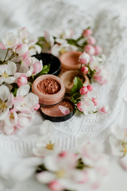 Making Organic Herbal Makeup for Tween and Teen Girls